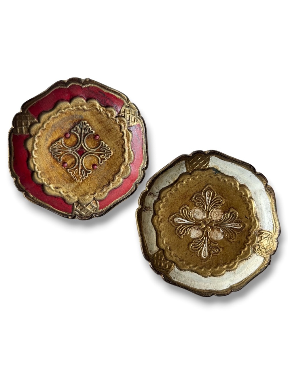 Vintage Set of 2 Italian Florentine Gilt Wood Round Coasters Trinket Dishes